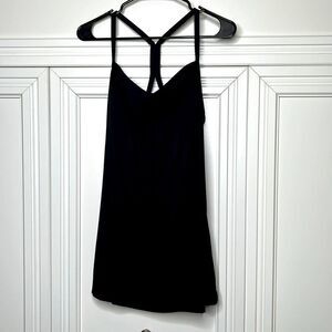 Lululemon C.Y.B Tank Size 10?